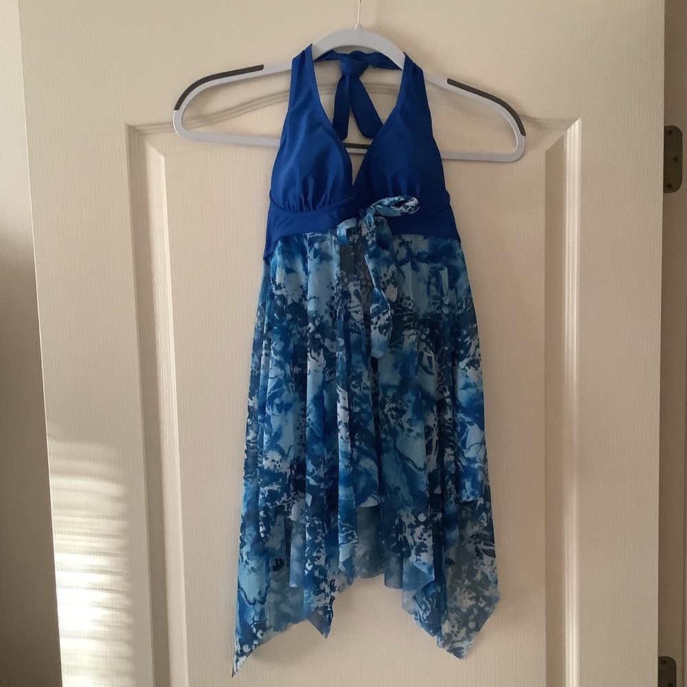 Swim top sheer blue size Small in good condition 🦋
